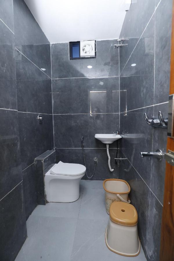 Hotel Garima Ujjain Eksteriør bilde