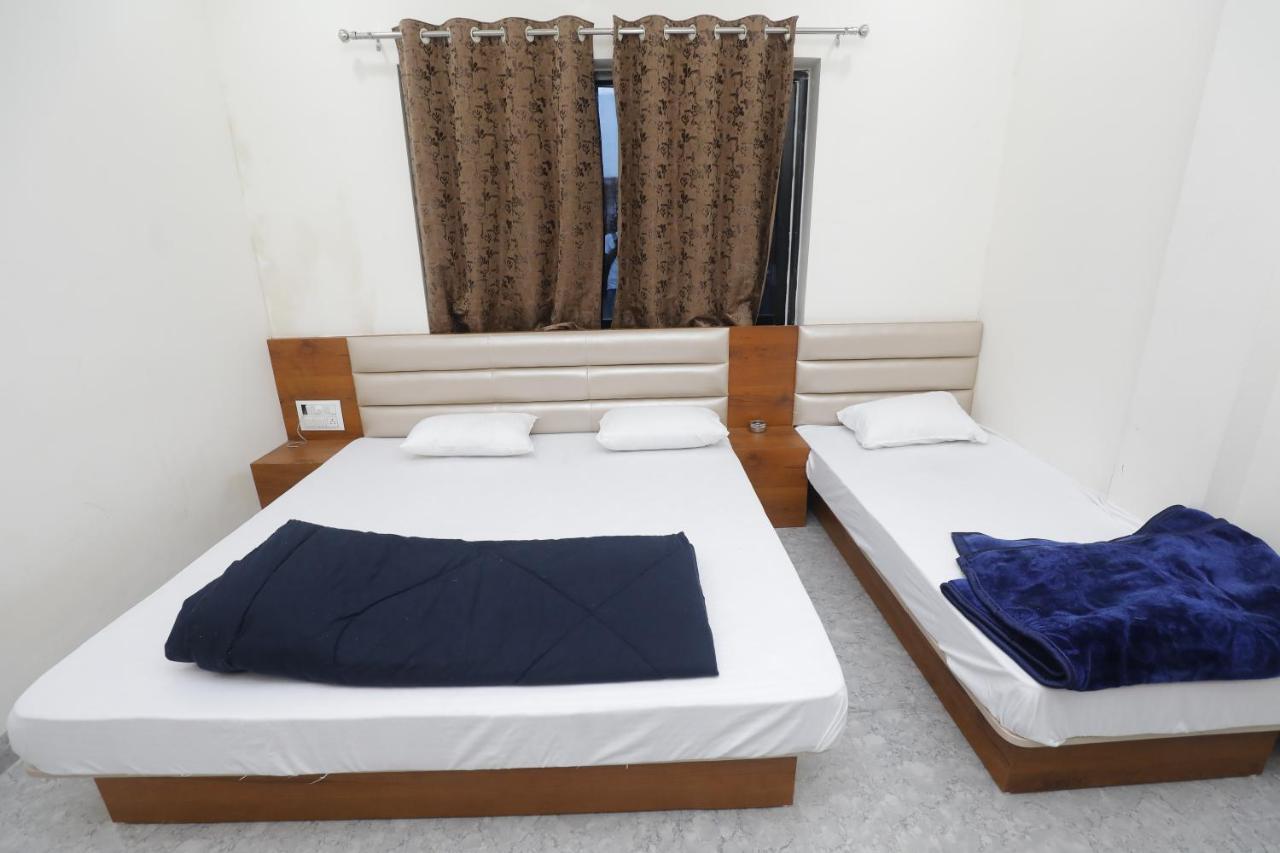 Hotel Garima Ujjain Eksteriør bilde
